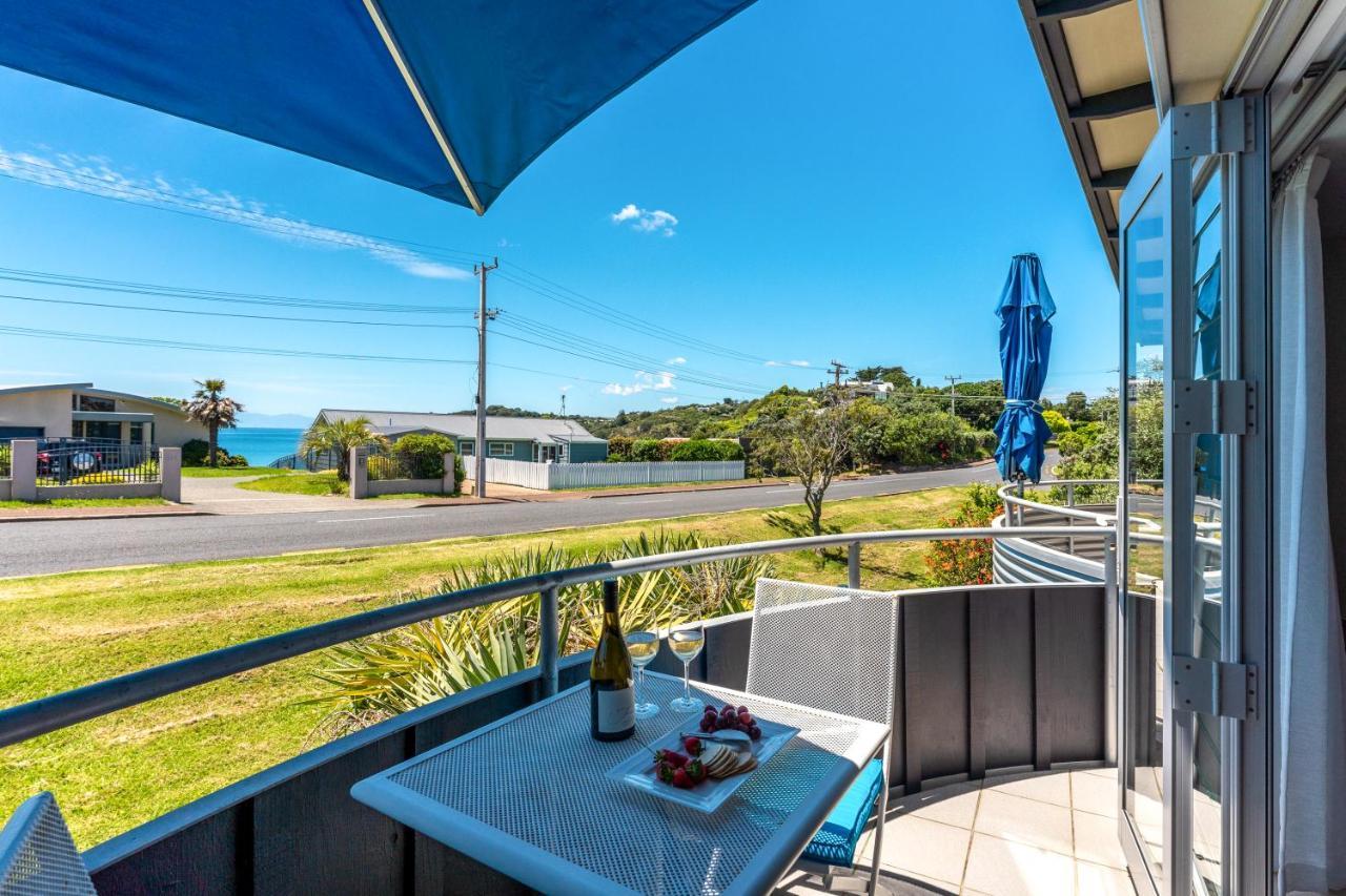 Oneroa Bay Villas Bagian luar foto