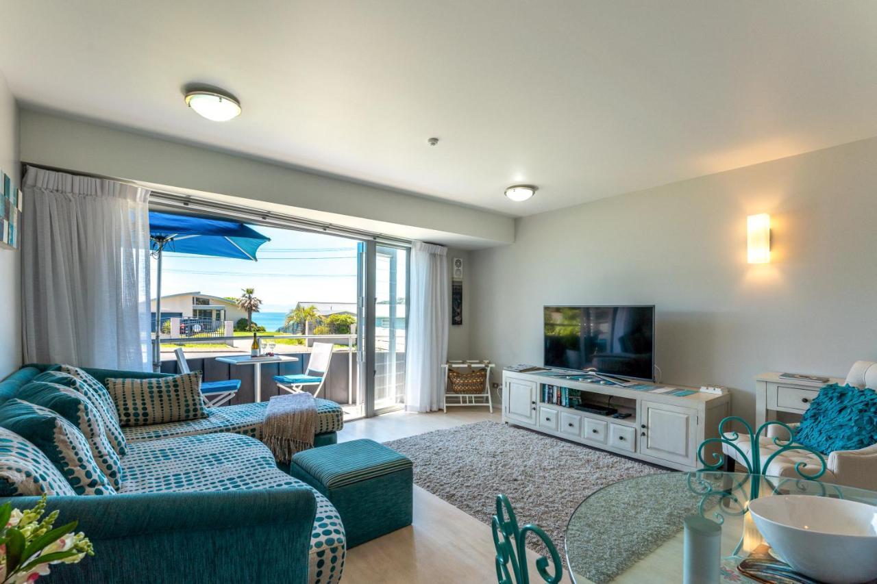 Oneroa Bay Villas Bagian luar foto