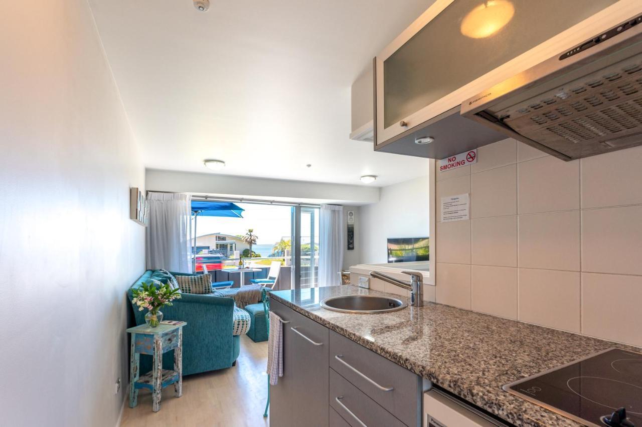 Oneroa Bay Villas Bagian luar foto